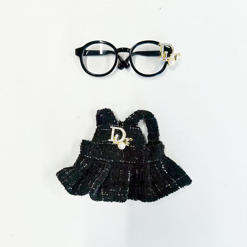 Labubu's clothes cc and diro skirt and some accessories Doll clothes