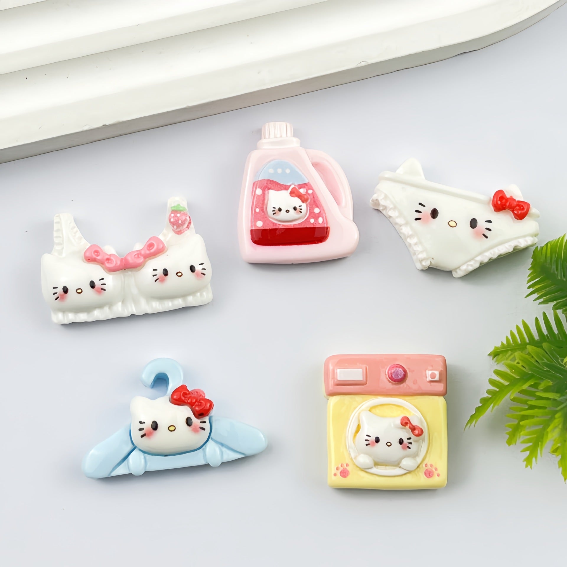 Resin Hello Kitty Housewear & Furnishings