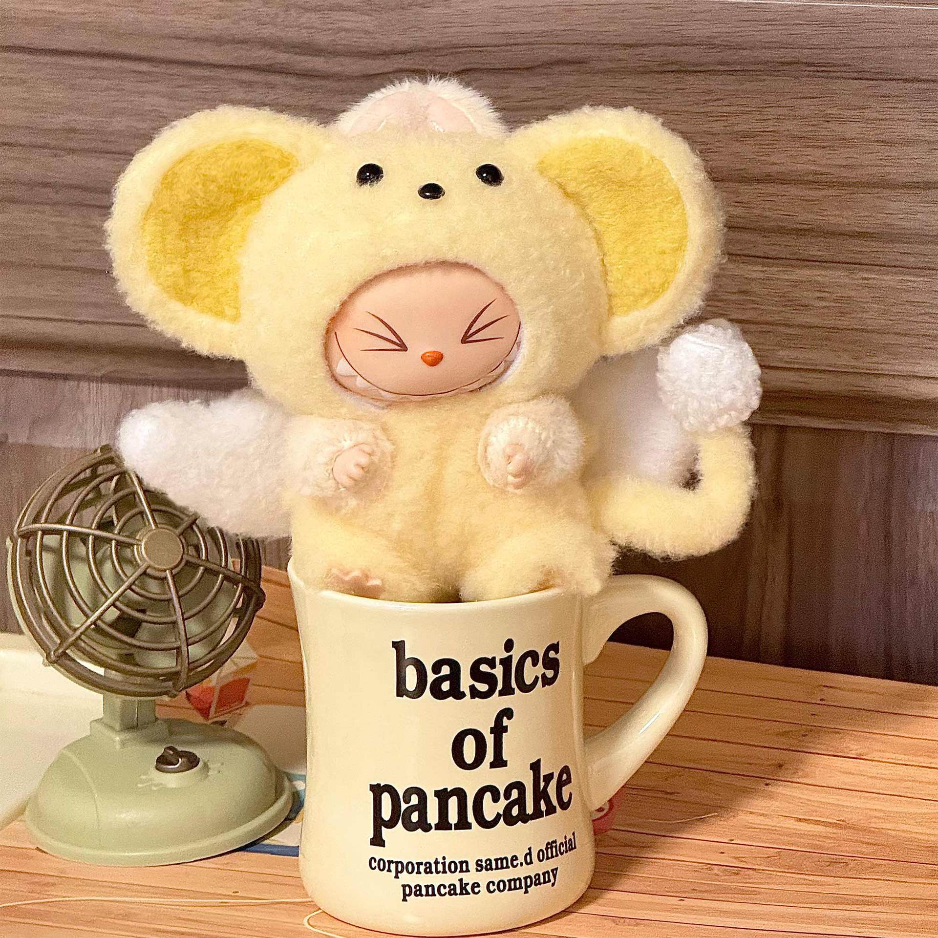 Only clothes are suitable for Labu sitting party baby clothes series, first and second generations of dolls are universal, and can be changed for cute clothes.