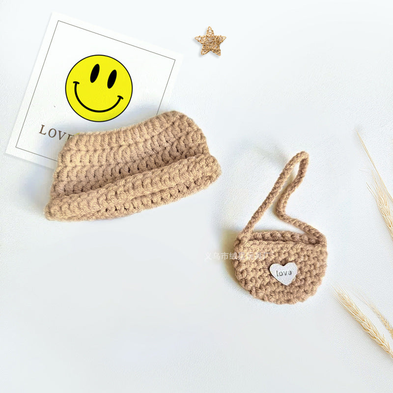 New baby clothes 17cm labubu sweater hat satchel crochet set creative vinyl labubu doll accessories