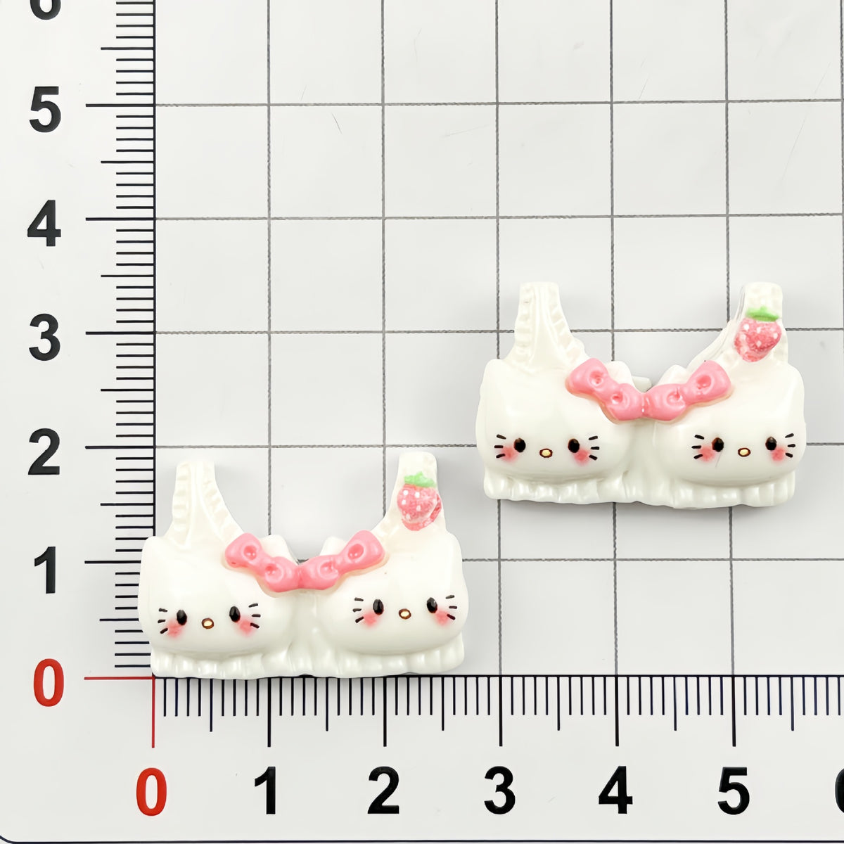 Resin Hello Kitty Housewear & Furnishings