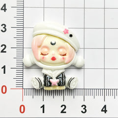 Resin pop mart